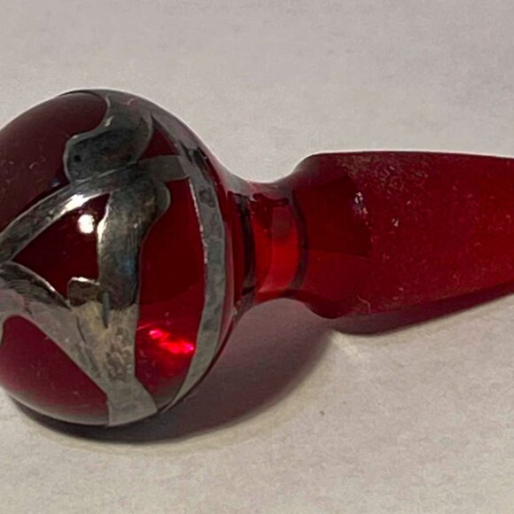 Art Nouveau Cranberry Red Glass Sterling Silver Overlay Vintage Perfume Bottle - Picture 6 of 8